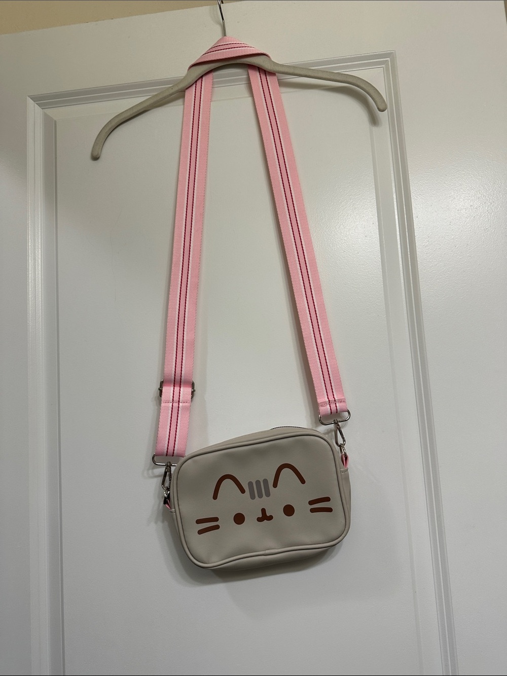 Pusheen Cute Beige Cat Face Crossbody Bag with Pink Strap